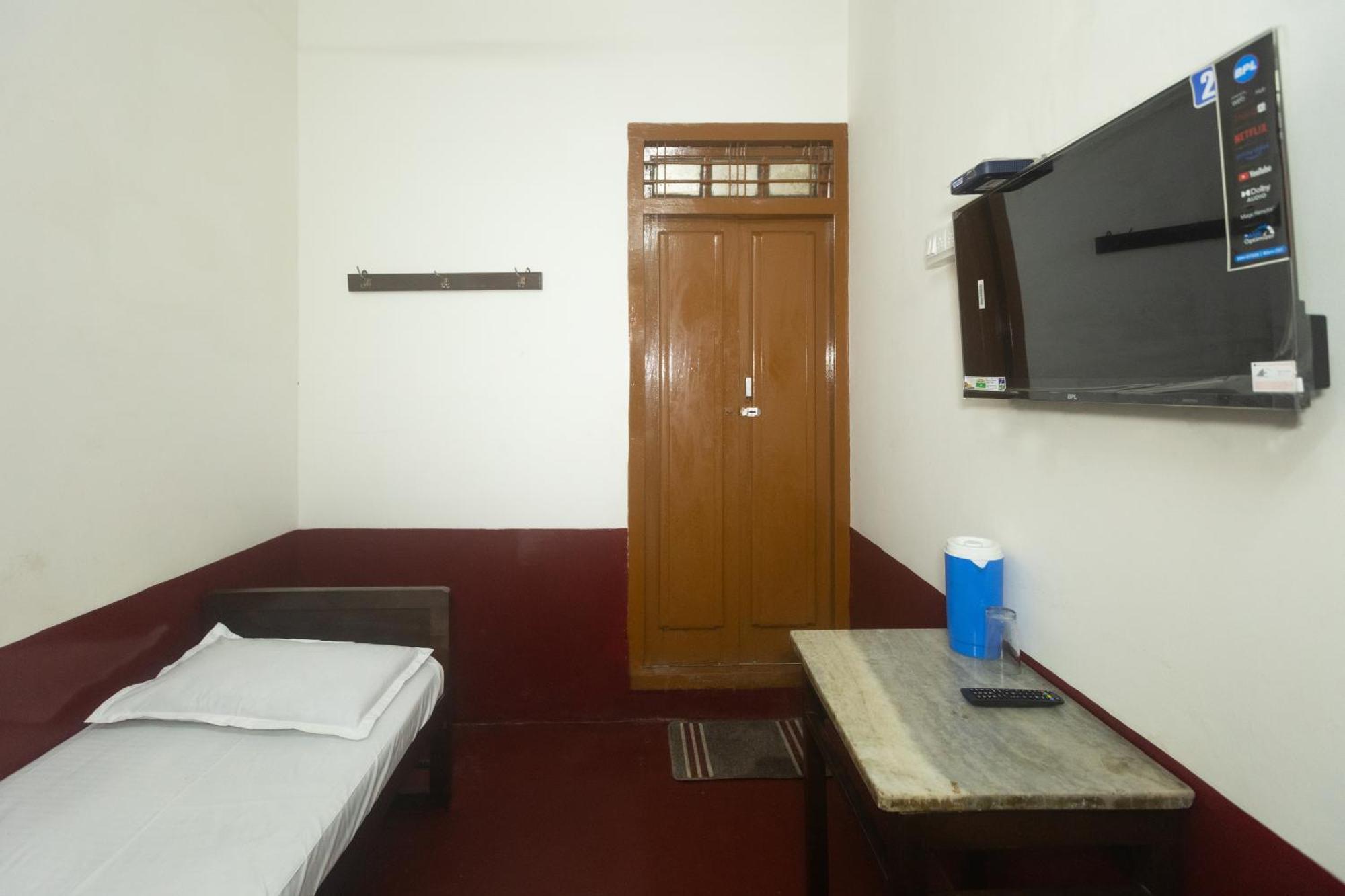 Sri Ramakrishna Hotel Bangalore Eksteriør billede