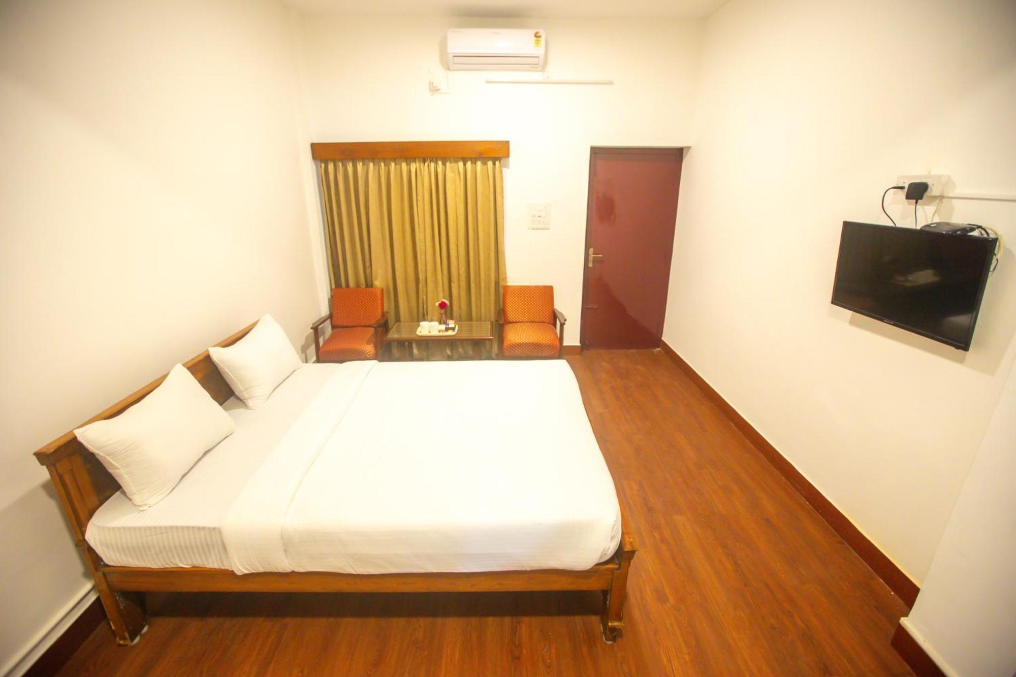 Sri Ramakrishna Hotel Bangalore Eksteriør billede