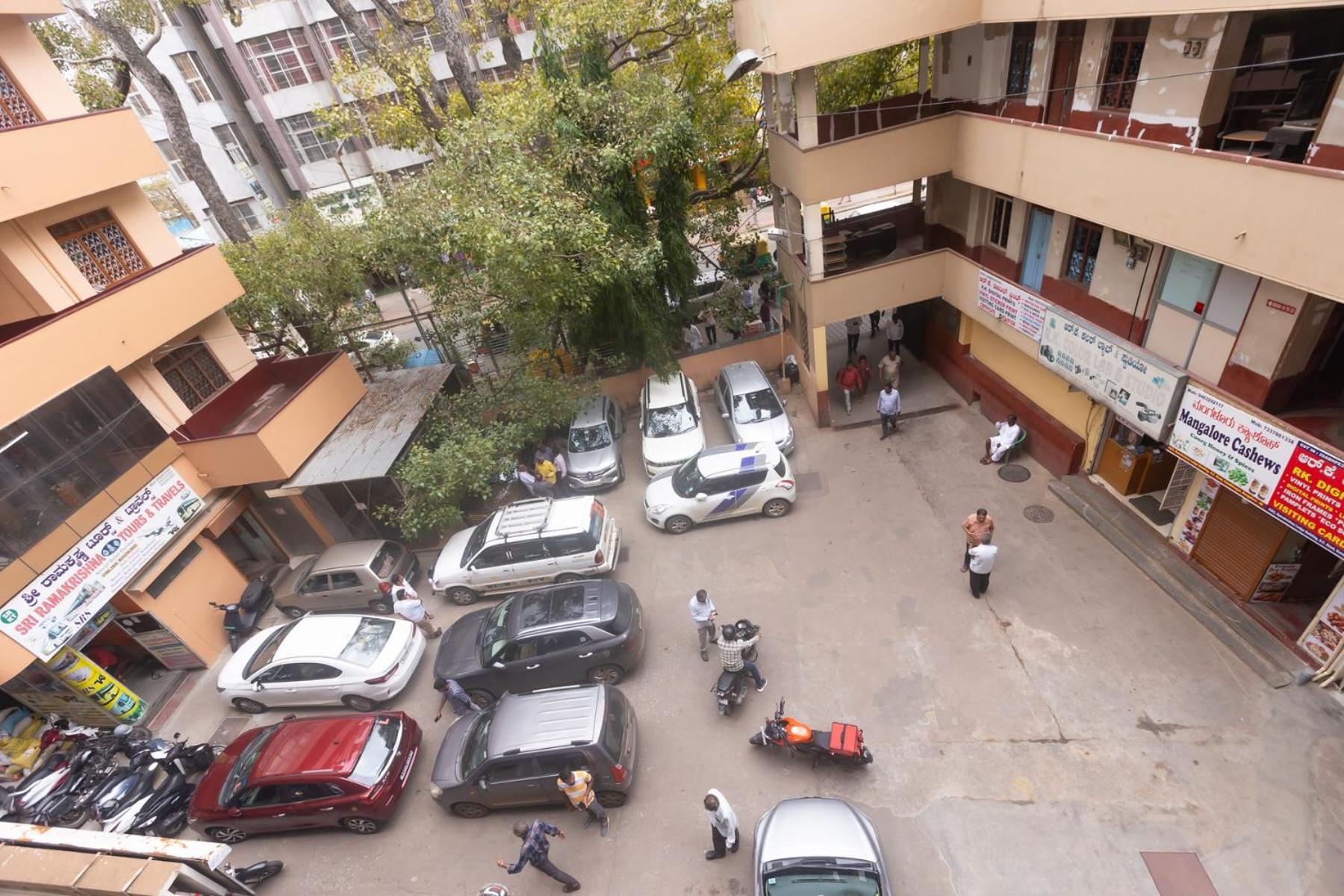 Sri Ramakrishna Hotel Bangalore Eksteriør billede