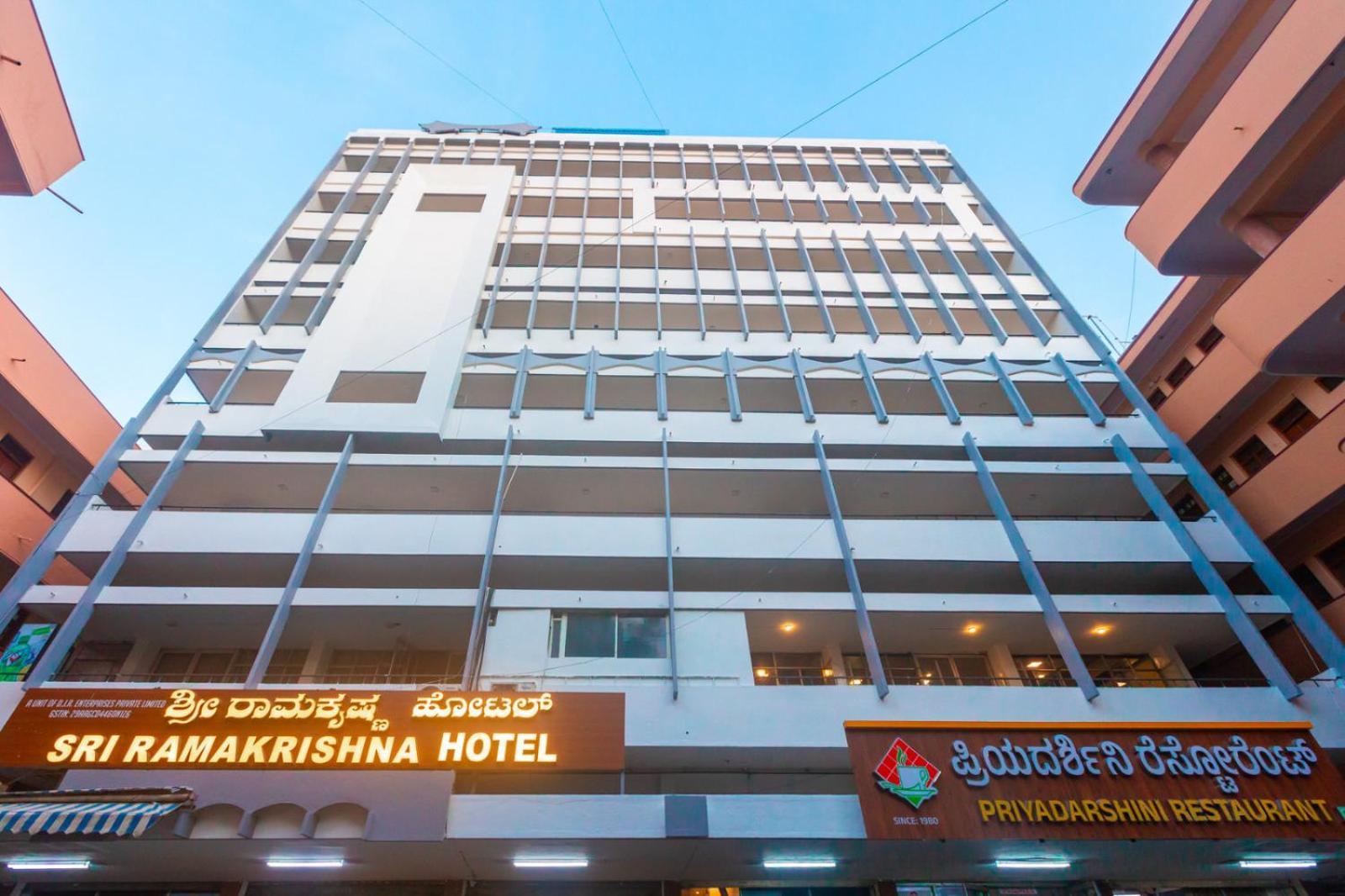 Sri Ramakrishna Hotel Bangalore Eksteriør billede